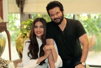 এক ছবিতে বাবা-মেয়ে