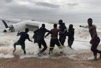 সাগরে ভেঙে পড়ল কার্গো বিমান, নিহত ৪