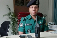 টিউশনি করে জীবনযুদ্ধে জয়ী বড় ছেলের বিসিএস ক্যাডার হয়ে ওঠার গল্প