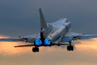 মার্কিন বোমারু বিমানের ১০ মিটার দূরে চীনা যুদ্ধবিমান! তীব্র উত্তেজনা