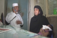 রাস্তায় পড়ে থাকা নবজাতকের দায়িত্ব নিলেন নারী কাউন্সিলর