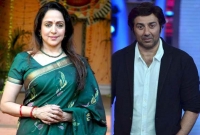 সৎ ছেলে সানি দেওলকে নিয়ে মুখ খুললেন হেমা মালিনী