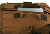 ব্যাগের ভেতরে লুকিয়ে থেকে অন্য ব্যাগ চুরি