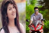 এভ্রিলের হাত ধরে আলোচনায় বিজয় নিশান