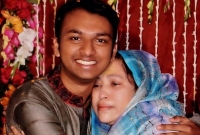  আমেরিকায় যাওয়ার সাড়ে ৩ মাসের মধ্যেই লাশ হয়ে ফিরছেন রিফাত