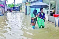 অবিরাম বৃষ্টির কারণে জলাবদ্ধতা, ভোগান্তিতে রাজধানীবাসী
