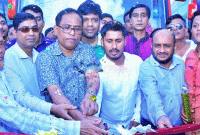 স্পেশাল এসি বাস উদ্বোধন করলেন আশরাফুল