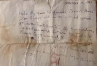 ২৯ বছর আগের বোতলে ভরা সেই চিঠি মেয়েটিকে ফিরিয়ে দিল সমুদ্র!  