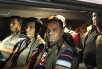 সেনাবাহিনীর হাতে ১৭ লাখ টাকাসহ আটক ৭ ডিবি পুলিশ বহিষ্কার
