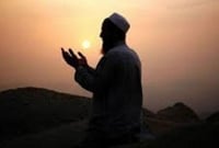 আল্লাহ সবচেয়ে বেশি খুশী হন তখনই যখন বান্দা নিজের ভুল স্বীকার করে ক্ষমা চান