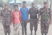 সীমান্তে ভারতীয় দুই যুবককে আটক করেছে বিজিবি