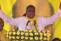 শিশুকে পিষে ছুটে গেল মন্ত্রীর গাড়িবহর