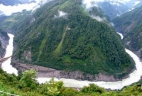 সুড়ঙ্গ দিয়ে ব্রহ্মপুত্রের পানি সরিয়ে নেবে চীন! শুকিয়ে কাঠ হয়ে যাওয়ার আশঙ্কা