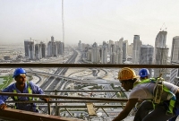 অভিজ্ঞতা ছাড়াই দুবাইয়ে সোয়া দুই কোটি টাকা বেতনে চাকরীর সুযোগ