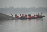 জেএসসি পরীক্ষা দিতে যাওয়ার সময় নৌকাডুবিতে ৪ পরীক্ষার্থীর মৃত্যু, বহু নিখোঁজ