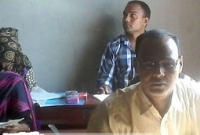 মেয়ের মান রাখতে বাবার পড়াশোনা শুরু!