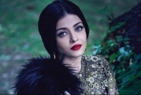 ‘নোংরা’ মন্তব্য করায় ভীষণ কষ্ট পেয়েছেন ঐশ্বরিয়া!