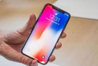 চুরি হলো এক ট্রাক আইফোন ১০!