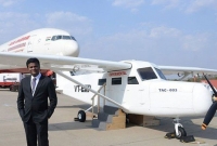 বাড়ির ছাদেই প্লেন তৈরি করে তাক লাগিয়ে দিলেন তিনি