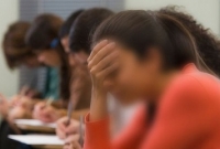 জামাকাপড় খুলতে বাধ্য করা হলো দশম শ্রেণীর ২ ছাত্রীকে!