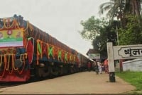 বাংলাদেশিকে করোনা রোগী বলে বিনা টিকিটে গার্ডের হাতে তুলে দেন ভারতীয় গার্ড