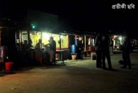 পায়ুপথে বোতল ঢুকিয়ে হত্যার চেষ্টা, সঙ্গাহীন অবস্থায় উদ্ধার