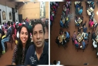 কলকাতায় মান্না দে'র সেই কফি হাউজের আড্ডায় মোশাররফ করিম