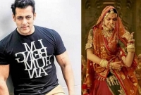 দু:সময়ে সালমানকে পাশে পেলেন দীপিকা