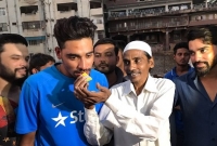 রিকশাচালকের ছেলে সিরাজ যেভাবে ভারতীয় দলে!