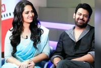 রোমান্সে যুগলবন্দি প্রভাস-আনুশকা