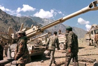 ভারতের সাঁড়াশি চাপে কোণঠাসা পাকিস্তান!