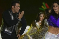 আইএসএল উদ্বোধন জমিয়ে দিলেন সালমান-ক্যাটরিনা