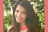 প্রাক্তন এই মডেলকে ইসলাম ধর্ম গ্রহণ করাতে চাইছে তার স্বামী