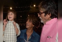 অমিতাভকে শাহরুখের বাবা মনে করেন আব্রাম!