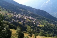 এই গ্রামে থাকলেই মিলবে ৫৯ লাখ টাকা!