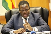 জিম্বাবুয়ের মসনদে বসছেন ‘কুমির মানব’ জিম্বাবুয়ের মসনদে বসছেন ‘কুমির মানব’