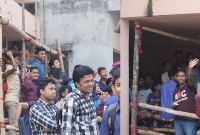 রাত ১২টা থেকে টিকিটের অপেক্ষায়!