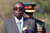 মুগাবের প্রস্থান: পর্দার আড়ালে কি ঘটেছিল জিম্বাবুয়ে?