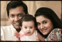 তাহসানের সঙ্গে নিয়মিত কথা হয়, বাইরে বেড়াতে যায়: মিথিলা