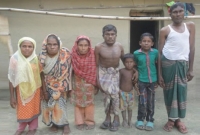 নাটোরে এক পরিবারে সাত প্রতিবন্ধীর জীবনসংগ্রাম কাহিনী শুনলে অবাক হবেন