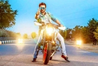 তালাক বিতর্কের মাঝেই ‘নোলক’এর ‘ফাষ্ট লুক’ নিয়ে হাজির শাকিব