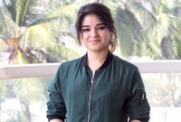 'দঙ্গল' অভিনেত্রীর শরীর হাত দিয়ে কারাগারে যুবক