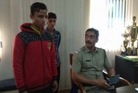 প্রেমের টানে সীমান্ত পেরিয়ে ভারতে গিয়ে যে হাল হলো বাংলাদেশি যুবকের প্রেমের টানে সীমান্ত পেরিয়ে ভারতে গিয়ে যে হাল হলো বাংলাদেশি যুবকের