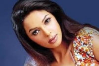 বাড়ি থেকে বের করে দেয়া হচ্ছে অভিনেত্রীকে!