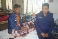  ৪ পুলিশ কনস্টেবলকে পিটিয়েছে ছাত্রলীগ