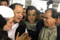  মহিউদ্দিন চৌধুরীর ছেলের কান্নায় ভারী হয়ে ওঠে চমেক হাসপাতাল