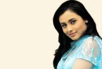 মেয়েকে ক্যামেরার সামনে আনা যাবে না, রানি মুখার্জিকে নির্দেশ