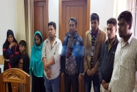 কথা আছে বলে পুলিশ সদস্যকে ফ্ল্যাটে ডাকলেন নারী, অতঃপর