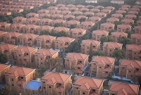 এই গ্রামের সবাই কোটিপতি, সুযোগ সুবিধা জানলে চমকে যাবেন!