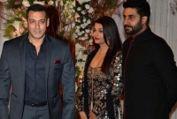 সালমান থেকে স্বামীর জন্য কী নিলেন ঐশ্বরিয়া?